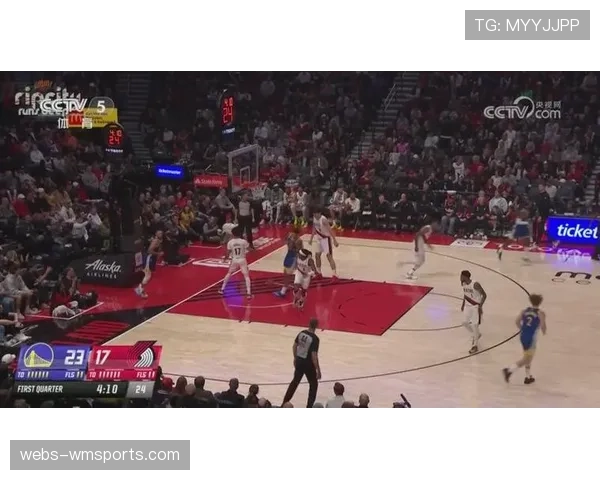 开拓者队八人齐心协力得分上双 展现出强大团队默契与实力